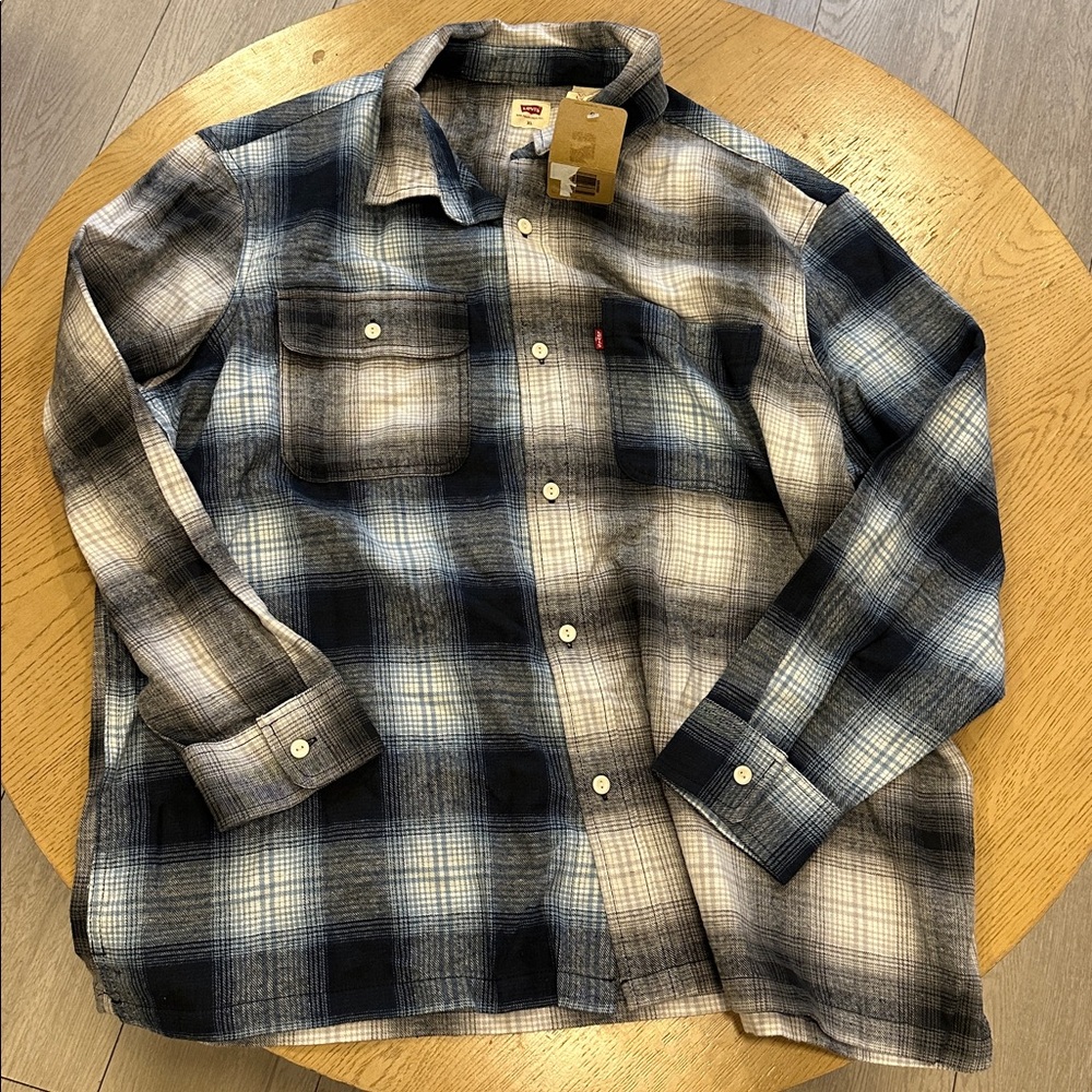 Levi's Blue and Black Plaid flannel long sleeve NWT XL